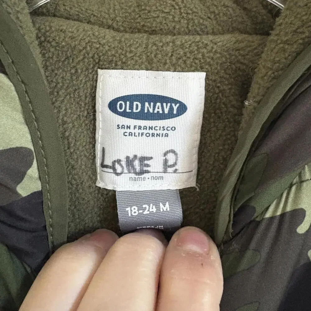 Old Navy | Toddler Snowsuit Green Black Camo Fold‎ Over Cuffs Hood Size 18-24mo